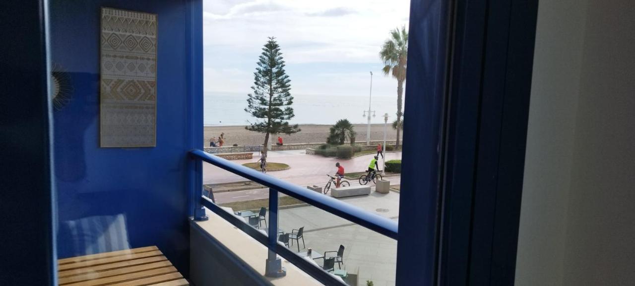 Frente Al Mar Apartman Málaga Kültér fotó